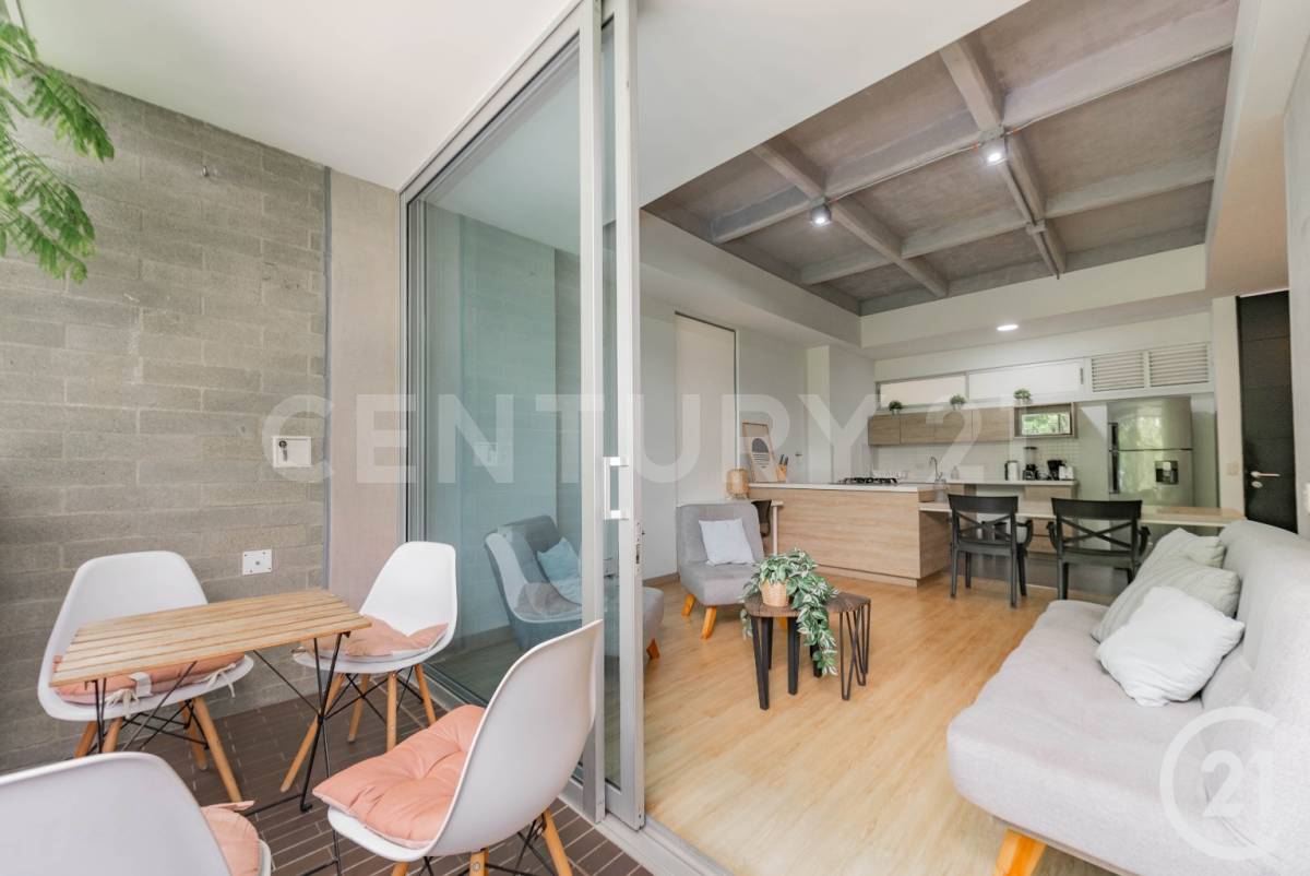 Apartamento en arriendo en El Poblado, Medellín · foto 2 de 20