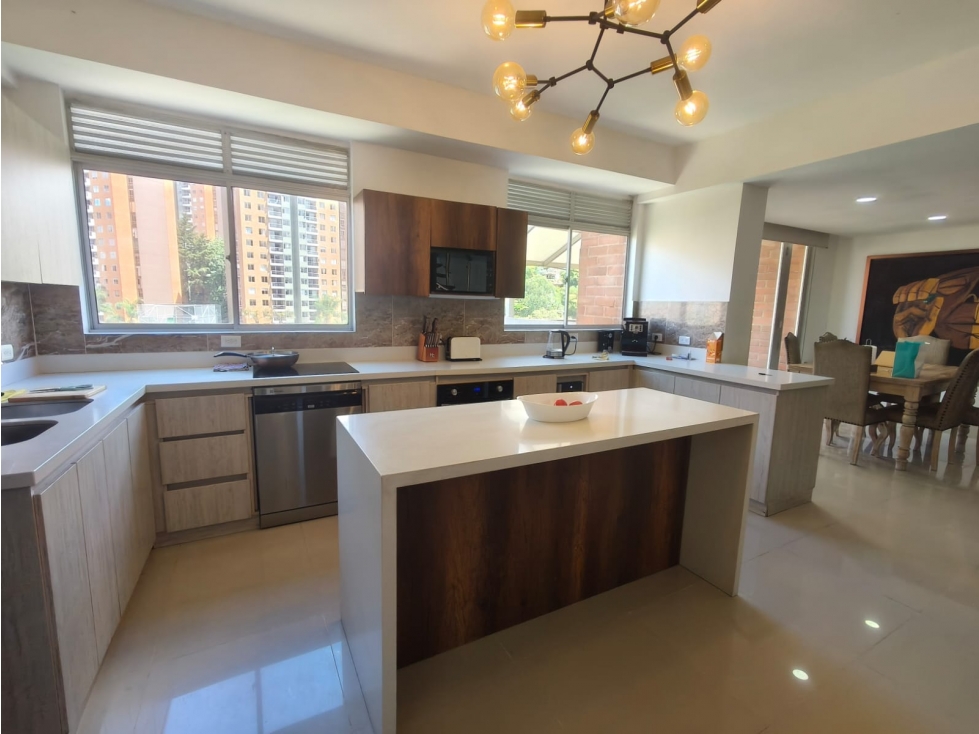 Apartamento en venta en La Cuenca, Envigado · foto 7 de 24