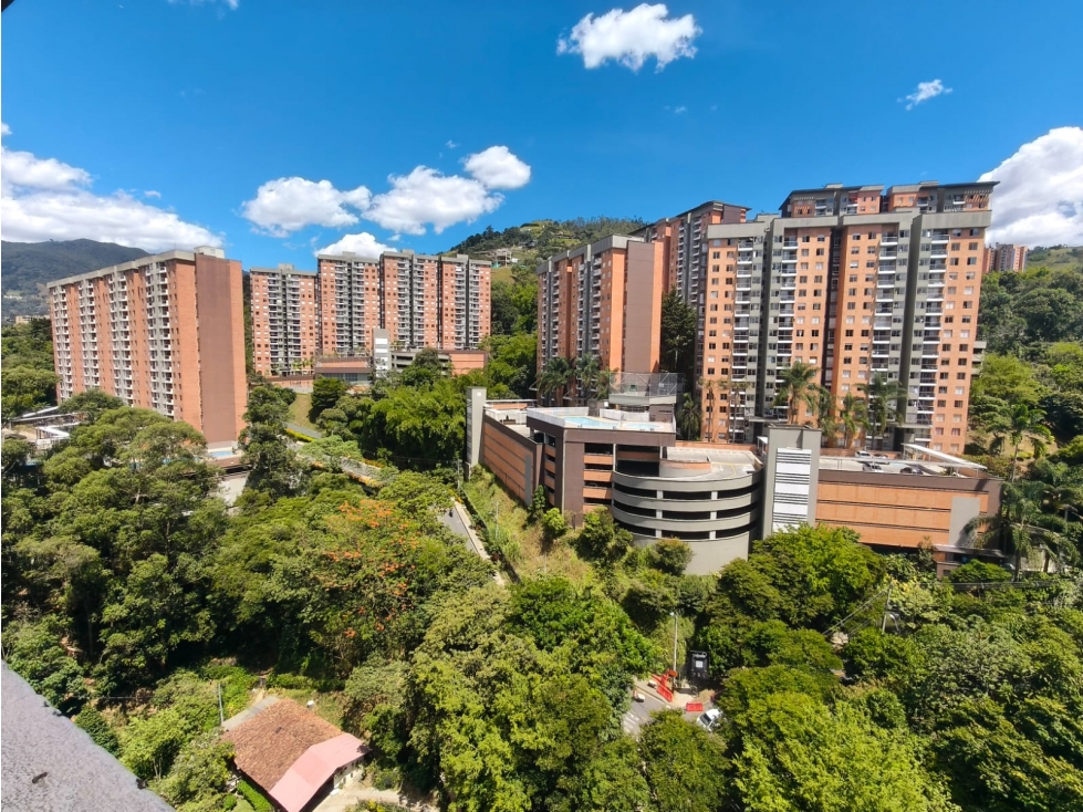 Apartamento en venta en La Cuenca, Envigado · foto 10 de 24