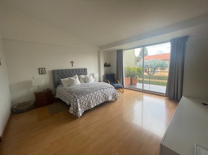 Casa de 5 alcobas en venta en Agrupacion Calahorra, Cajicá, 385 m² · foto 14 de 18