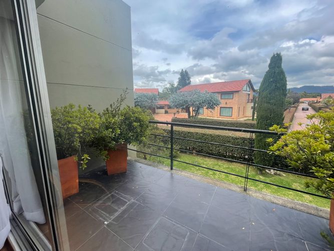 Casa de 5 alcobas en venta en Agrupacion Calahorra, Cajicá, 385 m² · foto 16 de 18