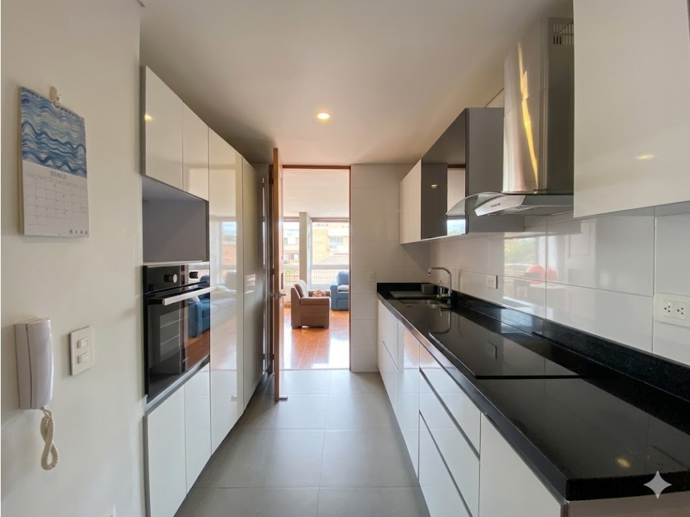 Apartamento en venta en Cedritos, Bogotá · foto 3 de 21