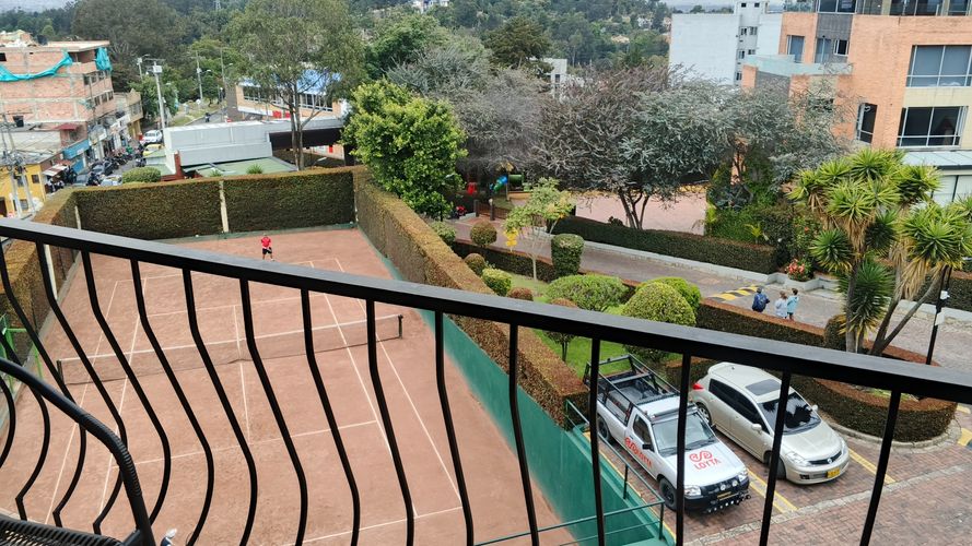 Apartamento de 5 alcobas en venta en Cerros De Suba, Bogotá, 260 m² · foto 15 de 24