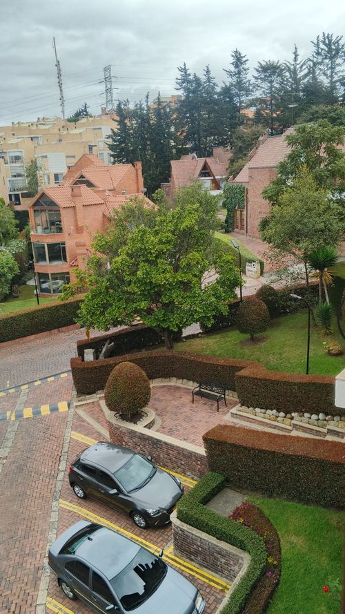 Apartamento de 5 alcobas en venta en Cerros De Suba, Bogotá, 260 m² · foto 10 de 24