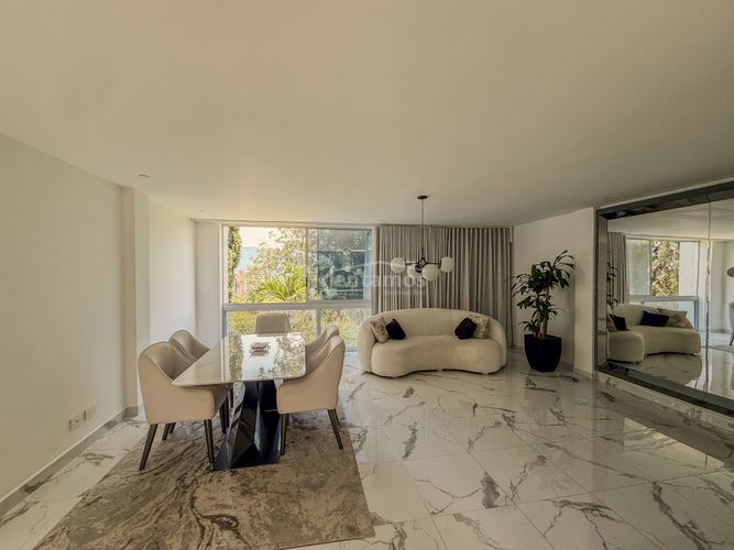 Casa de 3 alcobas en venta en Zuñiga, Medellín, 266 m² · foto 5 de 20