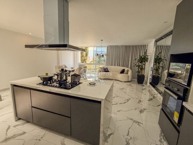 Casa de 3 alcobas en venta en Zuñiga, Medellín, 266 m² · foto 9 de 20