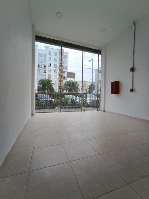 Local en venta en Bochalema, Cali, 22 m² · foto 3 de 7