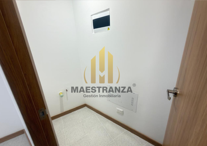 Consultorio en arriendo en Laureles, Medellín, 25 m² · foto 13 de 14