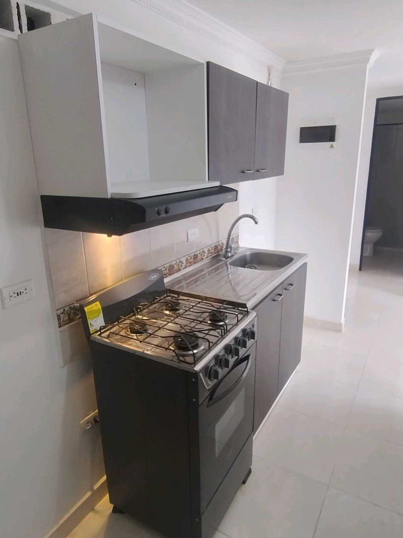 Apartamento en venta en Robledo, Medellín · foto 2 de 18