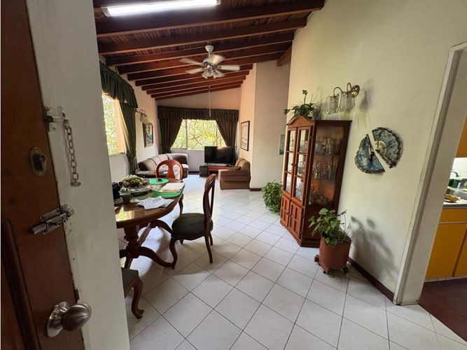 Casa de 4 alcobas en venta en La Candelaria, Medellín, 110 m² · foto 7 de 13