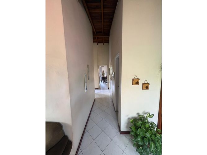 Casa de 4 alcobas en venta en La Candelaria, Medellín, 110 m² · foto 10 de 13