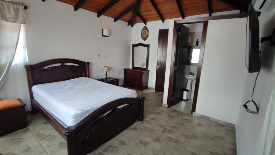 Casa de 4 alcobas en venta en Rozo, Palmira, 270 m² · foto 4 de 16