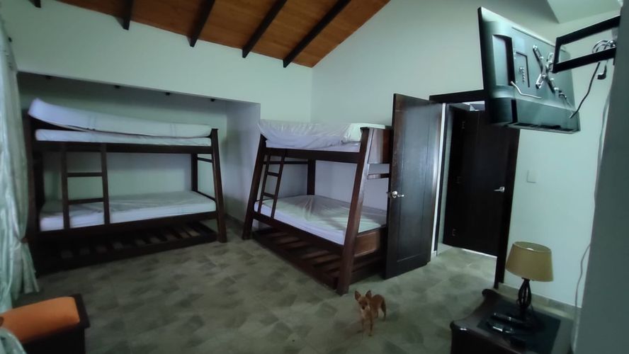 Casa de 4 alcobas en venta en Rozo, Palmira, 270 m² · foto 9 de 16