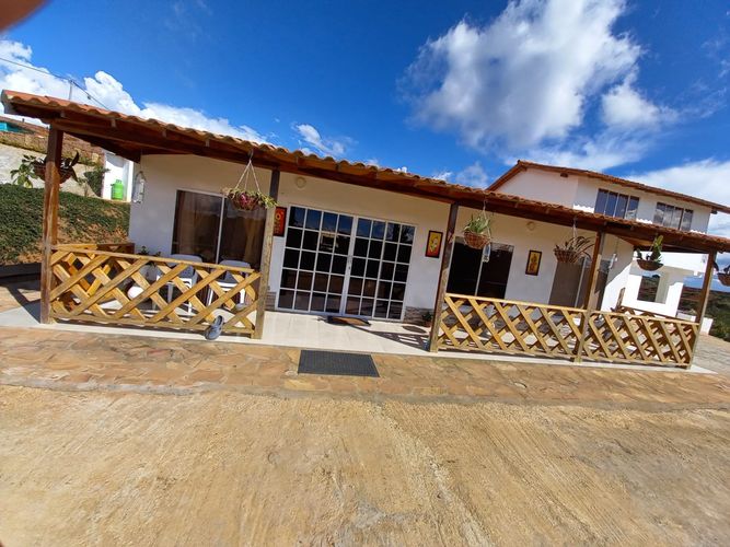 Casa de 5 alcobas en venta en Mesa De Los Santos, Piedecuesta · foto 8 de 24