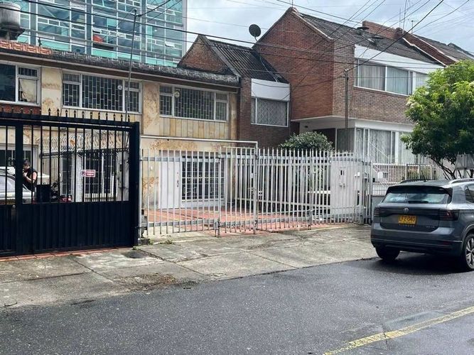 Casa en venta en La Castellana, Bogotá · foto 19 de 23