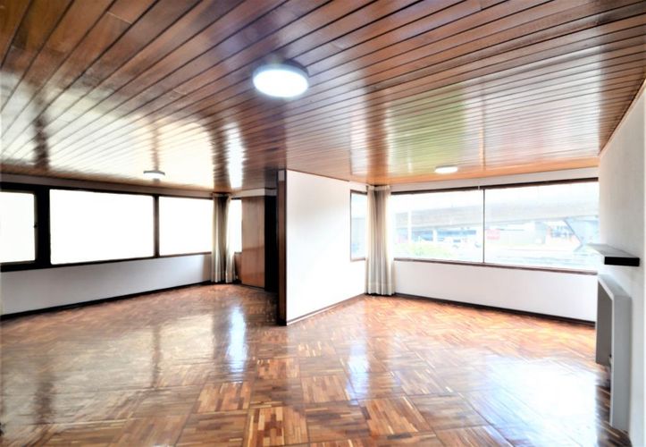 Apartamento de 3 alcobas en venta en Rincon Del Chico, Bogotá, 164 m² · foto 10 de 24