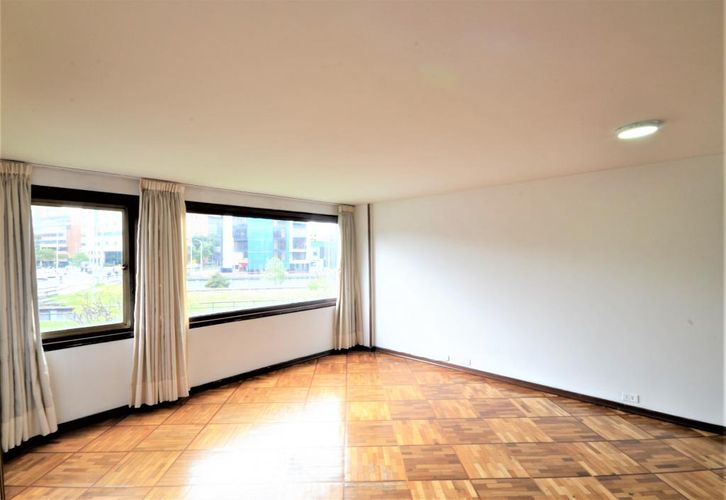 Apartamento de 3 alcobas en venta en Rincon Del Chico, Bogotá, 164 m² · foto 22 de 24