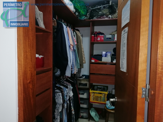 Apartamento de 3 alcobas en venta en Laureles, Medellín, 154 m² · foto 7 de 18