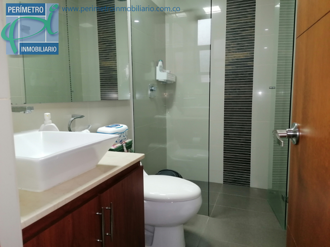 Apartamento de 3 alcobas en venta en Laureles, Medellín, 154 m² · foto 12 de 18