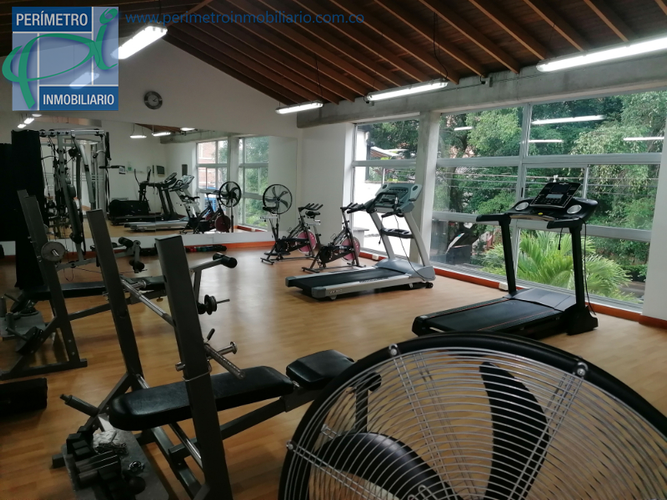 Apartamento de 3 alcobas en venta en Laureles, Medellín, 154 m² · foto 16 de 18
