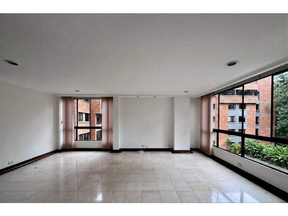 Departamento en venta con baja de precio en Medellín