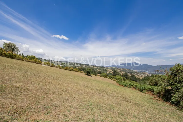 Lote en venta en Yerbabuena, Chía · foto 2 de 4