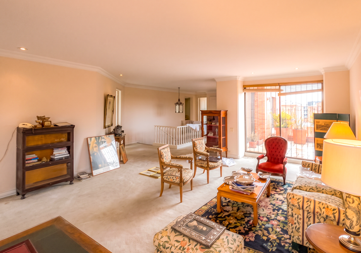 Apartamento de 3 alcobas en venta en El Retiro, Bogotá, 367 m² · foto 5 de 24