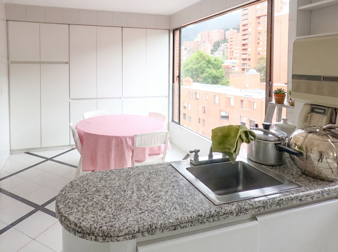 Apartamento de 3 alcobas en venta en El Retiro, Bogotá, 367 m² · foto 21 de 24