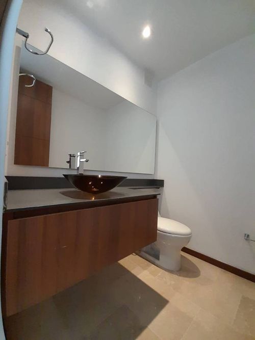 Apartamento de 4 alcobas en venta en La Calera, Medellín, 198 m² · foto 5 de 24