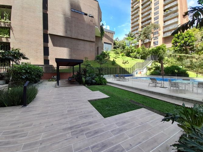 Apartamento de 4 alcobas en venta en La Calera, Medellín, 198 m² · foto 24 de 24