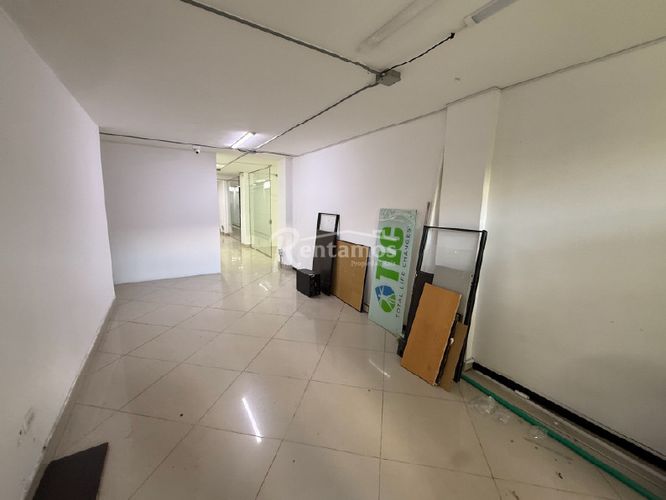 Local en arriendo en Suramericana, Medellín, 250 m² · foto 18 de 21