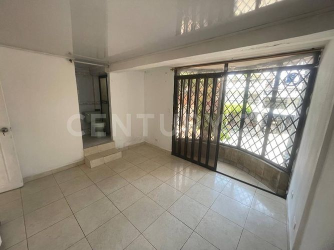 Casa de 3 alcobas en venta en Villa Del Prado, Cali, 93 m² · foto 8 de 19
