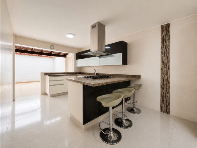 Casa de 4 alcobas en venta en La Floresta, Bucaramanga, 289 m² · foto 5 de 21