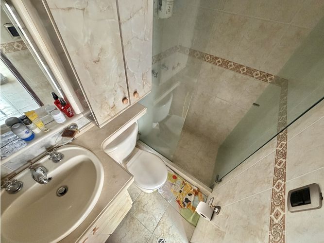 Casa de 4 alcobas en venta en La Floresta, Bucaramanga, 289 m² · foto 9 de 21