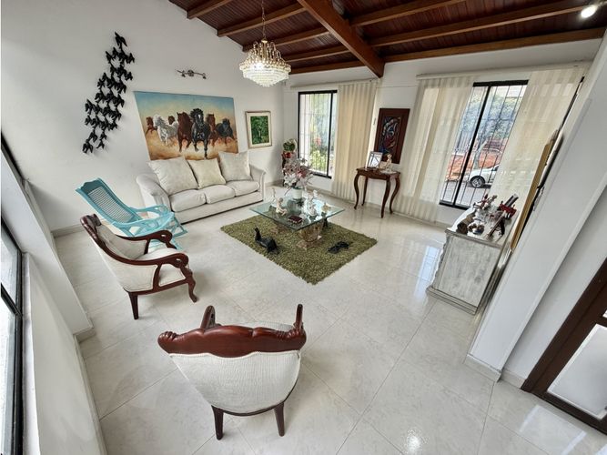 Casa de 4 alcobas en venta en La Floresta, Bucaramanga, 289 m² · foto 14 de 21