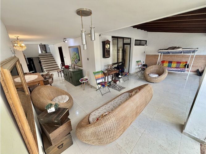 Casa de 4 alcobas en venta en La Floresta, Bucaramanga, 289 m² · foto 17 de 21