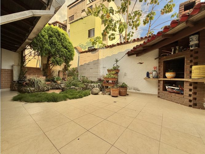 Casa de 4 alcobas en venta en La Floresta, Bucaramanga, 289 m² · foto 18 de 21