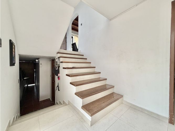 Casa de 4 alcobas en venta en La Floresta, Bucaramanga, 289 m² · foto 19 de 21