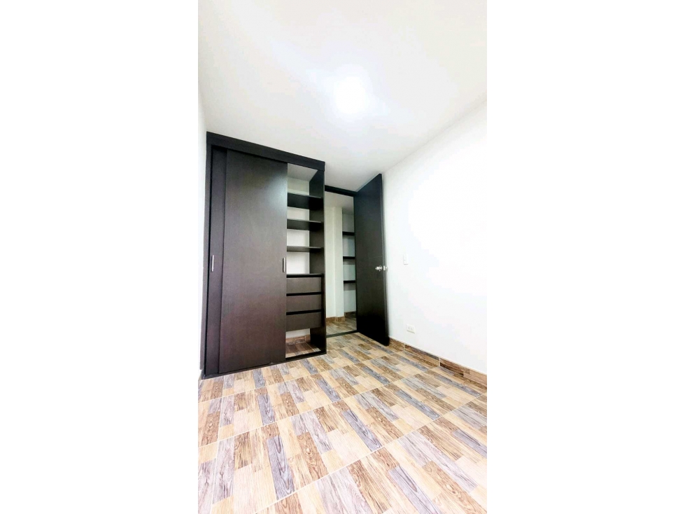 Apartamento en venta en Cartagenita, Mosquera · foto 8 de 9