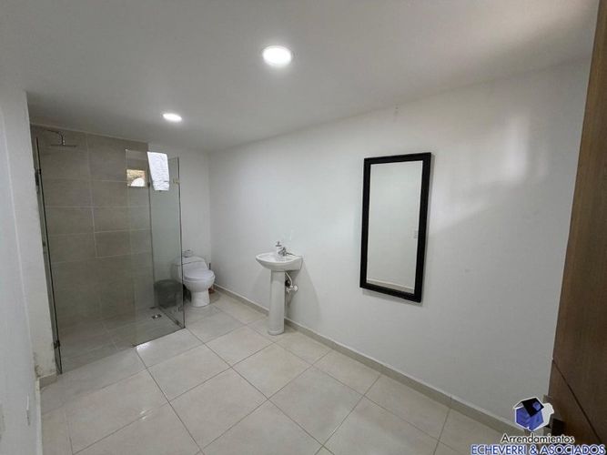 Casa de 4 alcobas en arriendo en La Mina, Envigado, 200 m² · foto 4 de 24