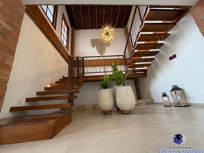 Casa de 4 alcobas en arriendo en La Mina, Envigado, 200 m² · foto 7 de 24