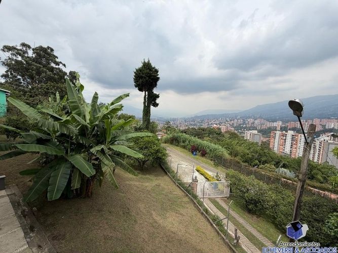 Casa de 4 alcobas en arriendo en La Mina, Envigado, 200 m² · foto 9 de 24