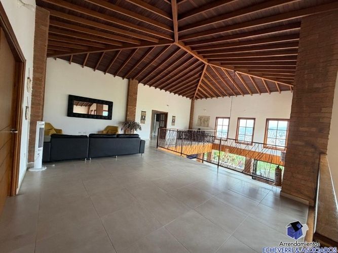 Casa de 4 alcobas en arriendo en La Mina, Envigado, 200 m² · foto 17 de 24