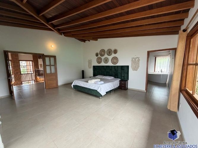 Casa de 4 alcobas en arriendo en La Mina, Envigado, 200 m² · foto 19 de 24
