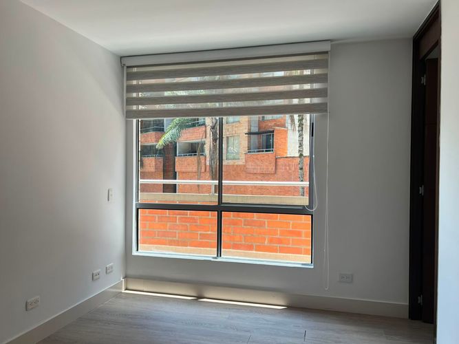 Apartamento de 3 alcobas en arriendo en Loma Del Esmeraldal, Envigado, 140 m² · foto 8 de 21