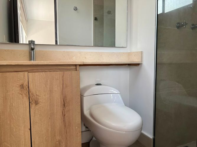Apartamento de 3 alcobas en arriendo en Loma Del Esmeraldal, Envigado, 140 m² · foto 18 de 21