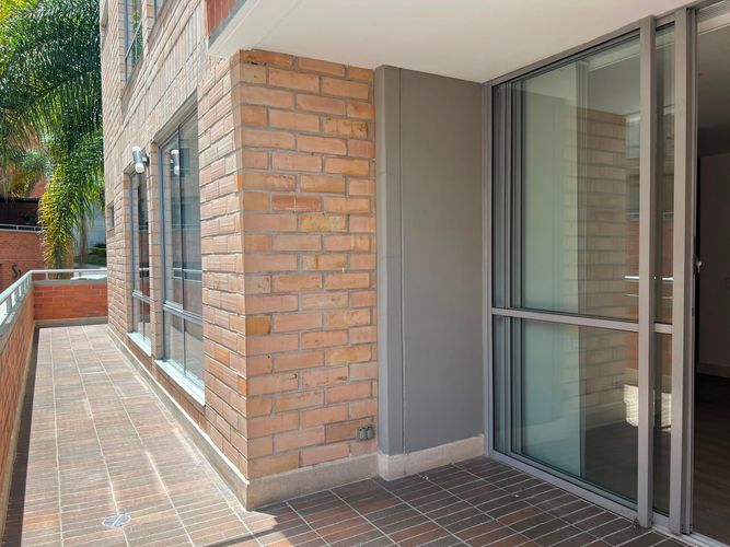 Apartamento de 3 alcobas en arriendo en Loma Del Esmeraldal, Envigado, 140 m² · foto 21 de 21