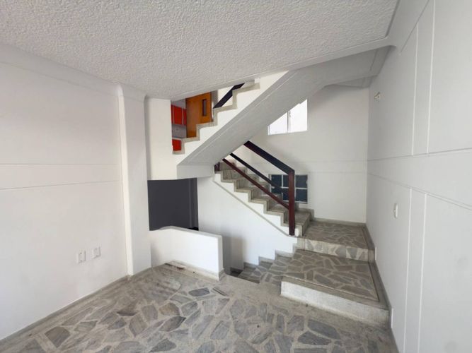 Casa de 4 alcobas en venta en San Alonso, Bucaramanga, 117 m² · foto 3 de 24