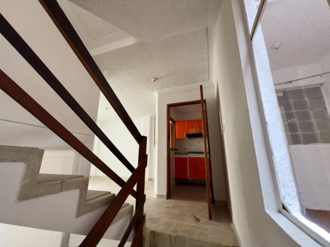 Casa de 4 alcobas en venta en San Alonso, Bucaramanga, 117 m² · foto 4 de 24