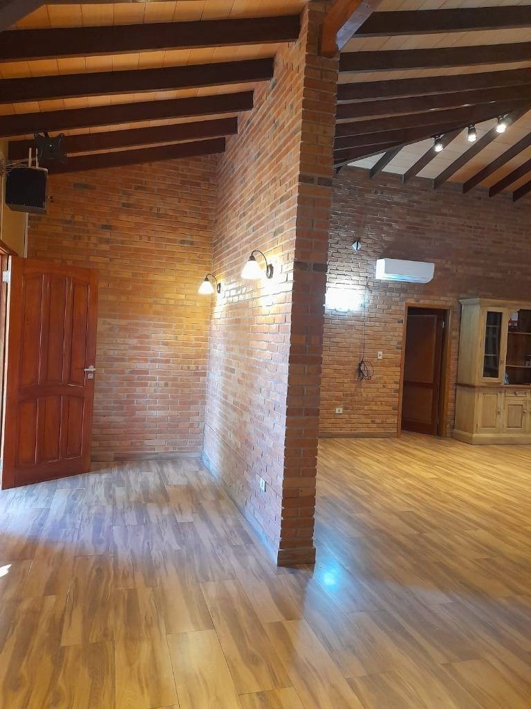 Vendo casa en barrio Loma Merlo - Luque — foto 3